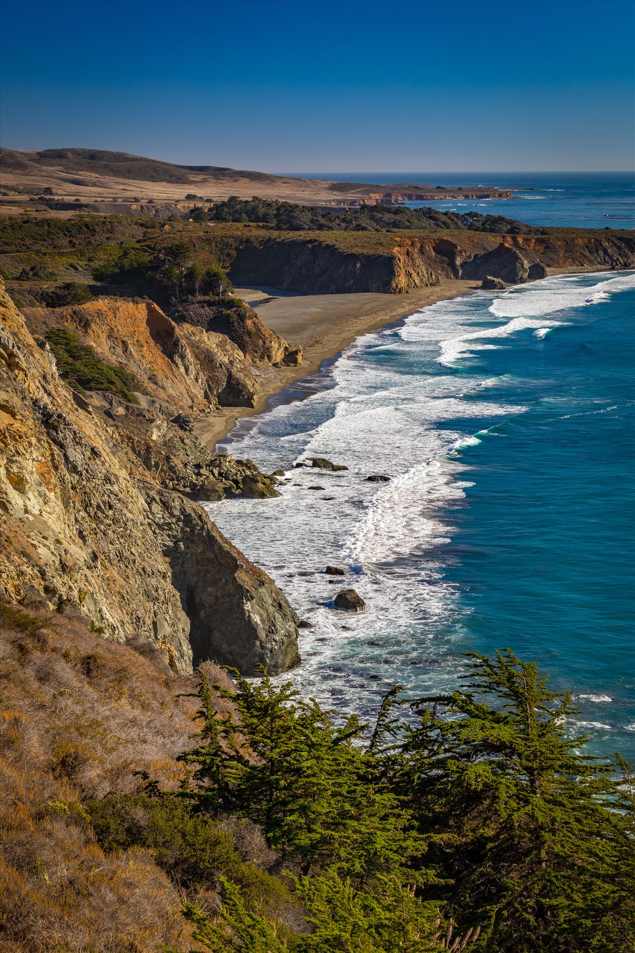 Ragged Point No 2 -  by Scott Smith Photos