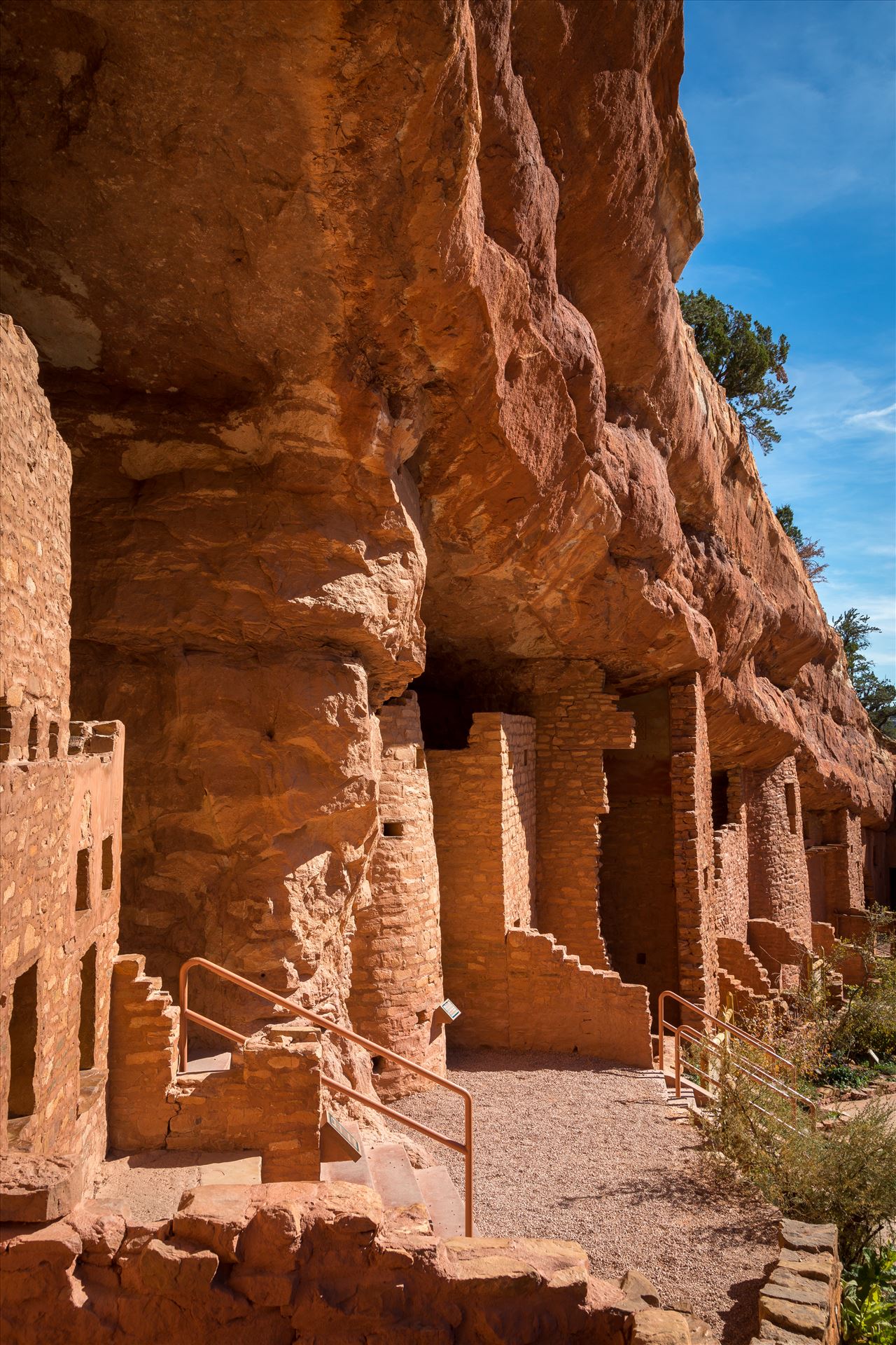 Cliff Dwellings - Manitou cliff dwellings, a few miles from Manitou, Colorado. by Scott Smith Photos