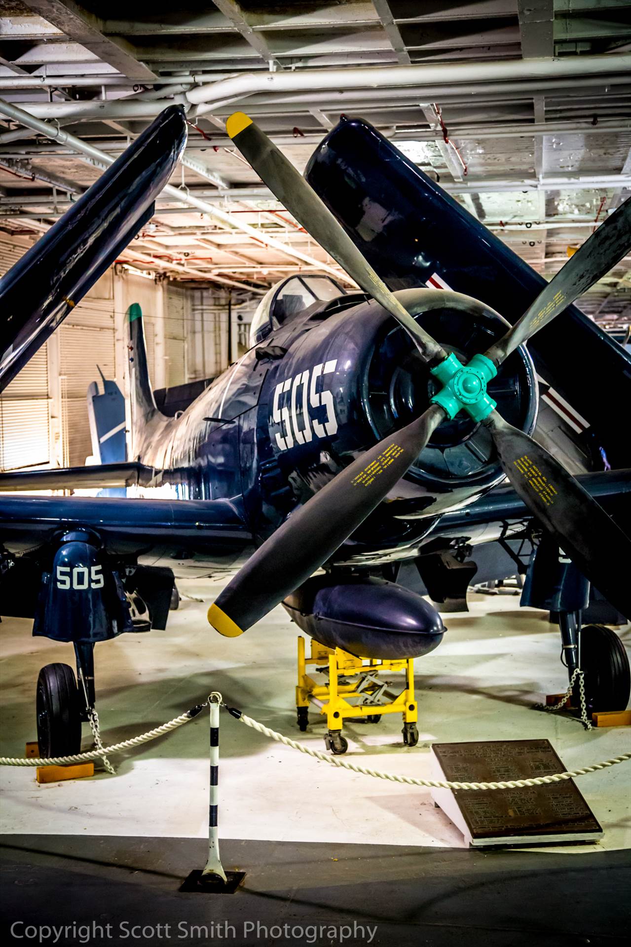 F6F HELLCAT -  by Scott Smith Photos
