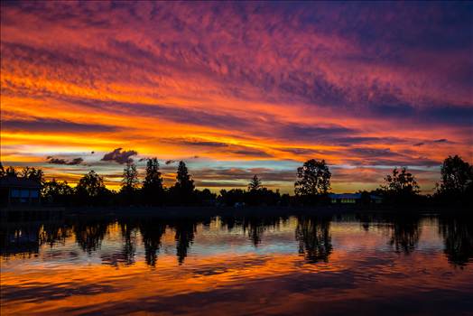 True-to-life sunset colors at City Park, Denver.